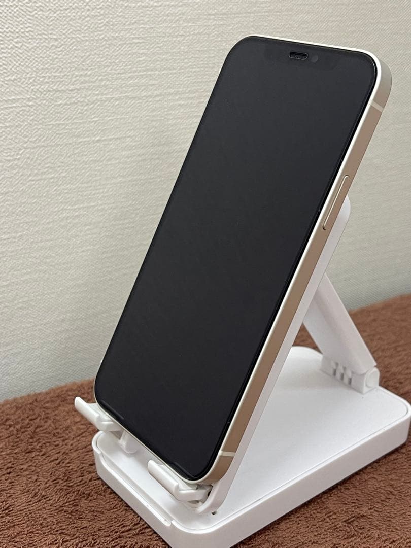 箱付き付属品未使用　iPhone12 64GB ホワイト　simフリー