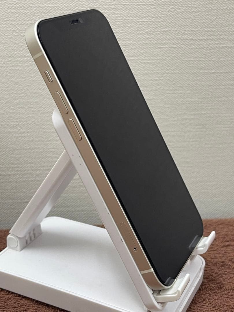 箱付き付属品未使用　iPhone12 64GB ホワイト　simフリー