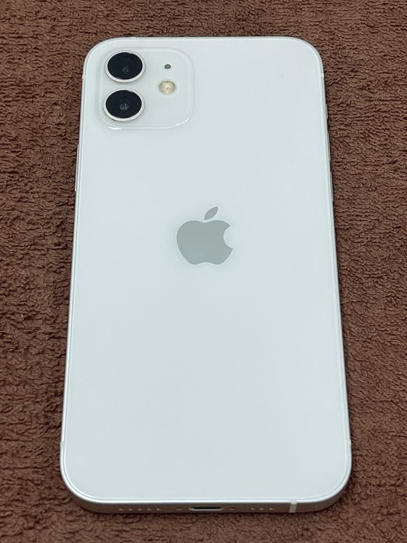 箱付き付属品未使用　iPhone12 64GB ホワイト　simフリー