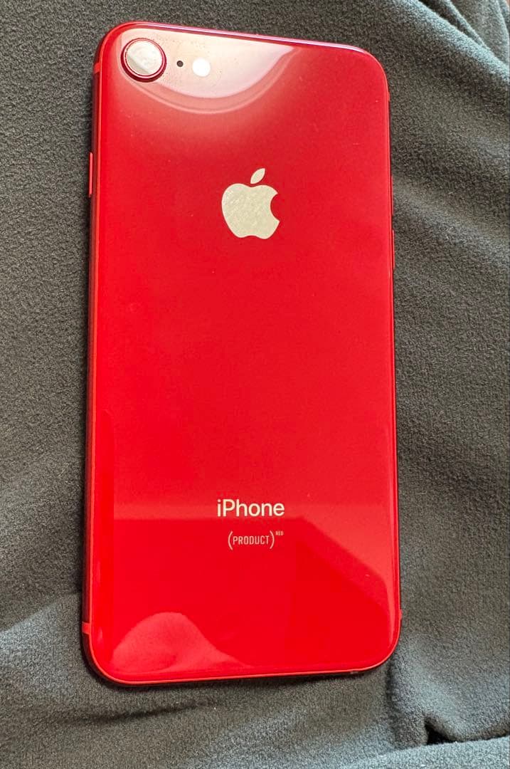 iPhone8 赤　本体　64GB