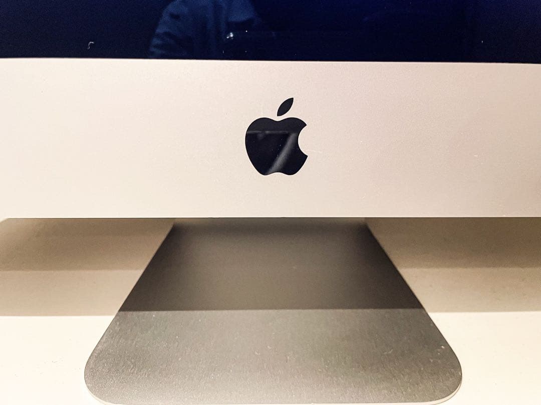 Apple iMac 21.5インチ late2015