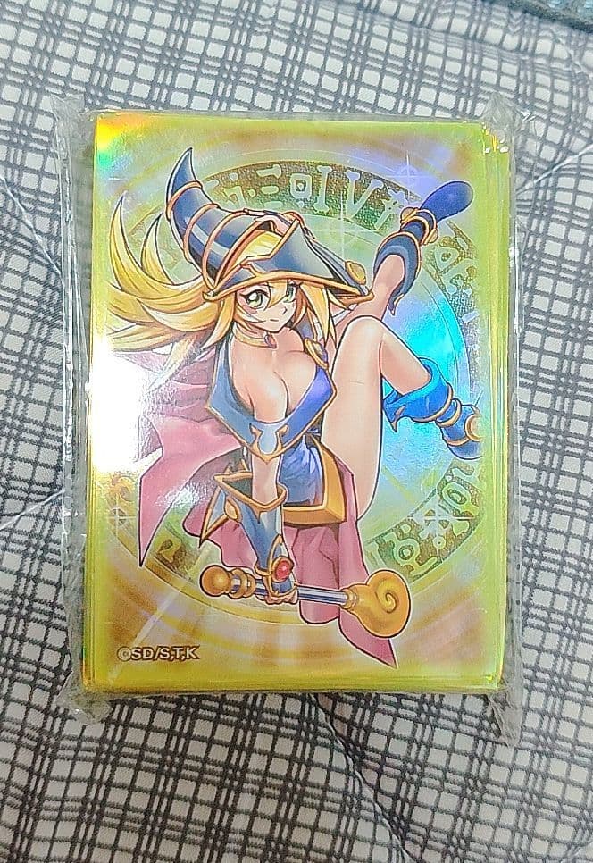 【海外会場限定】魔術師の弟子－ブラック・マジシャン・ガール　スリーブ　100枚