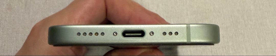 Apple iPhone 15 グリーン本体