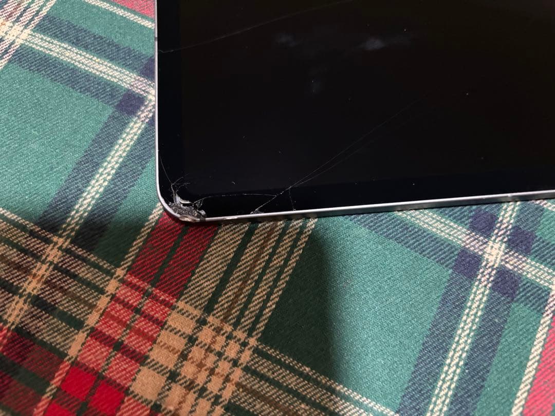 ipad pro 第3世代 11インチ 128GB 画面割れ有り