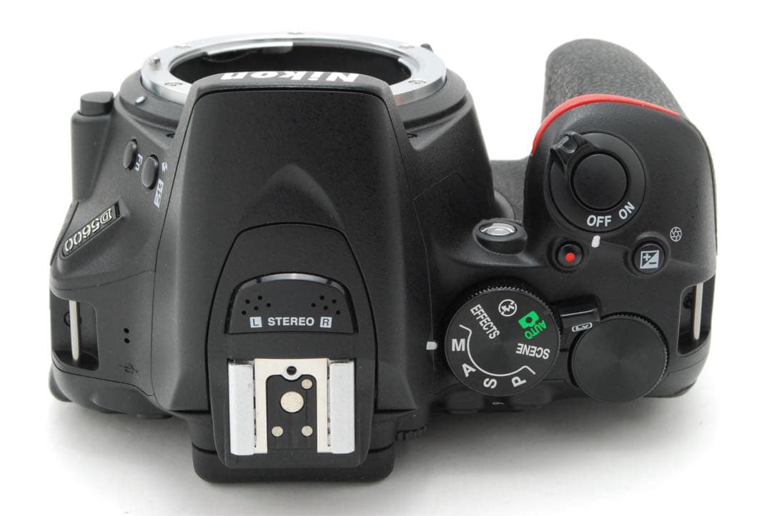 ✨極美品✨ニコン D5600❤️わずか2,548ショット！