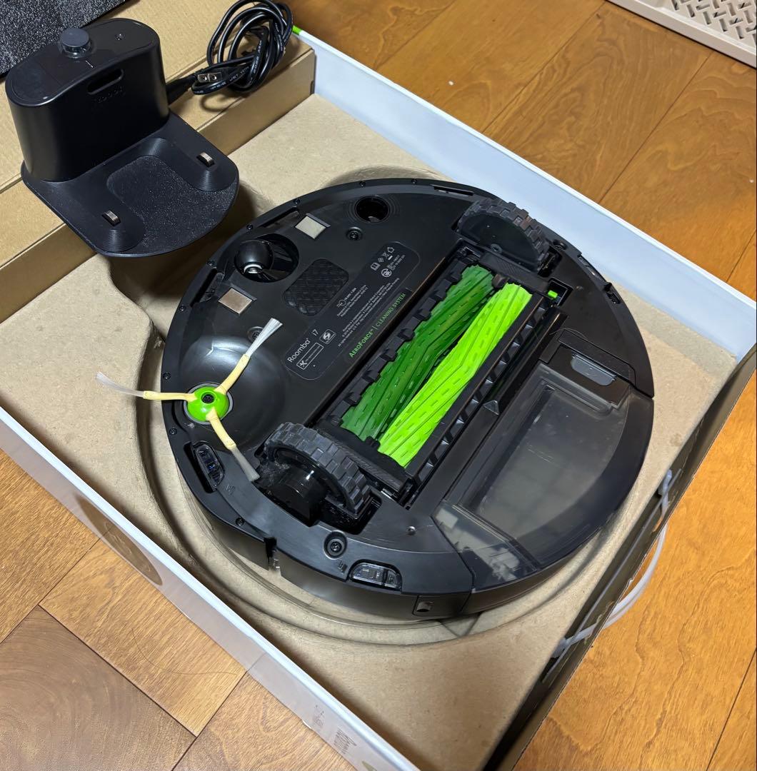 【お値下げ】ルンバ　iRobot Roomba i7 本体 充電ドック・説明書付