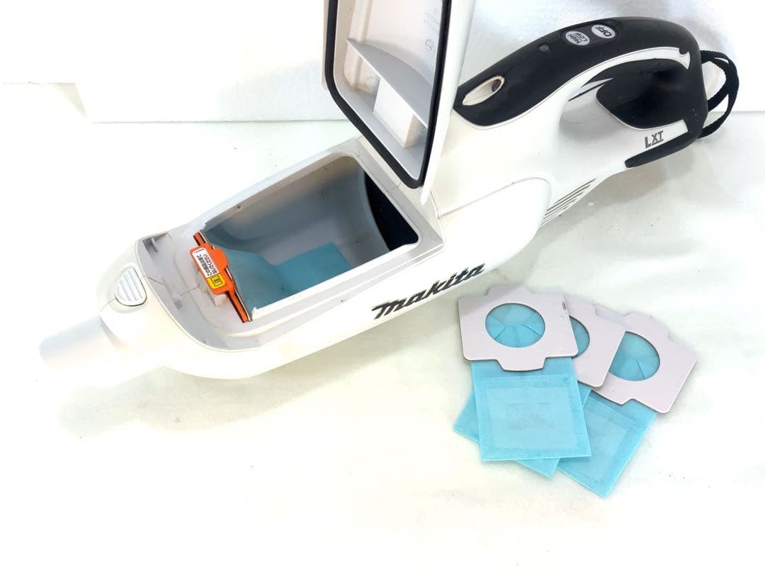 makita 充電式クリーナー CL182FD 18V