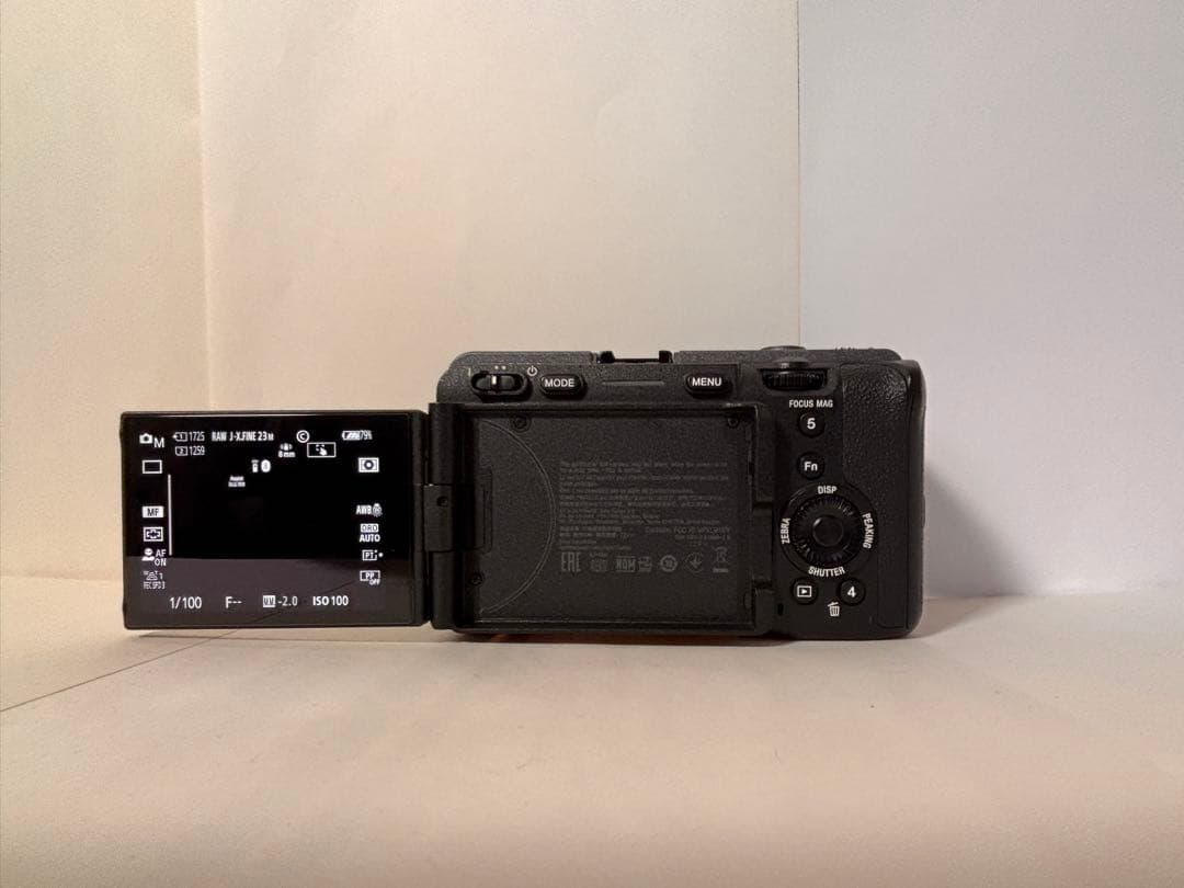 【SONY】FX30 本体 + SEL50F18 レンズセット【動画•写真】