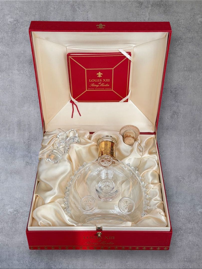 【極美品・バカラ社製】レミーマルタン ルイ13世 空瓶＆専用ボックスセット