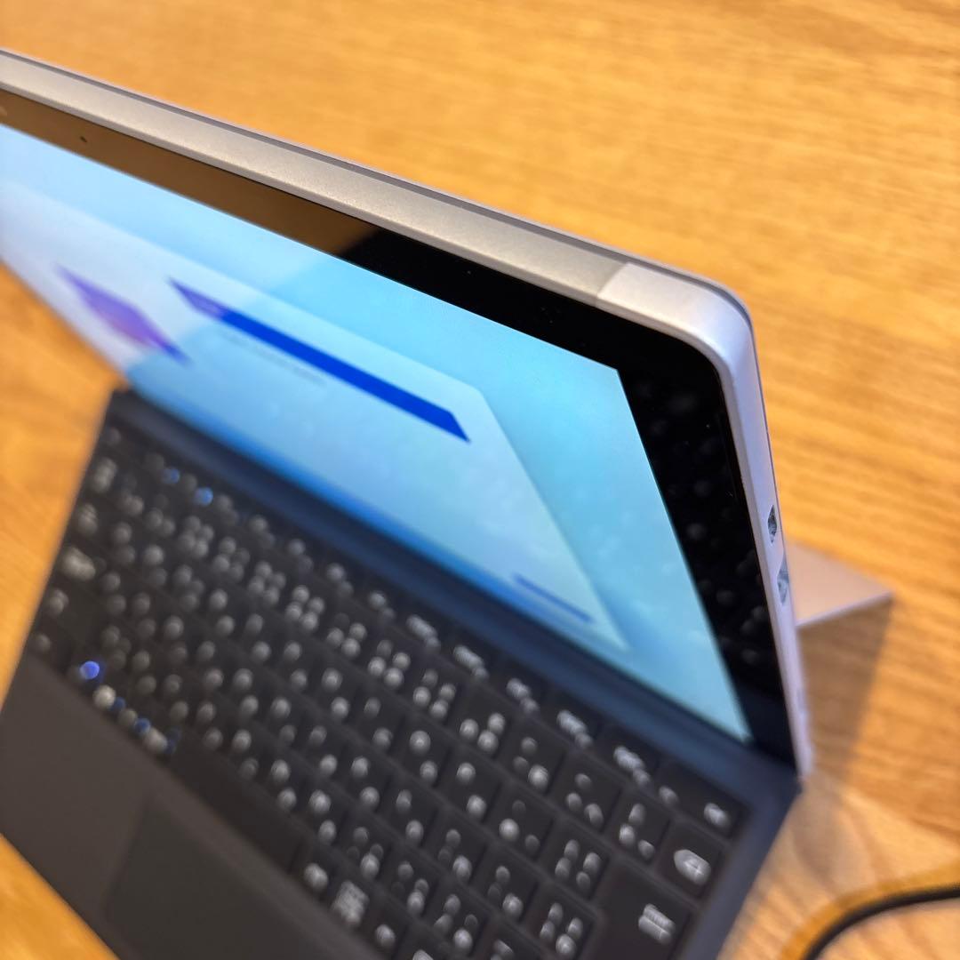 【値下げ】Microsoft Surface Pro 7 256GB 8GB