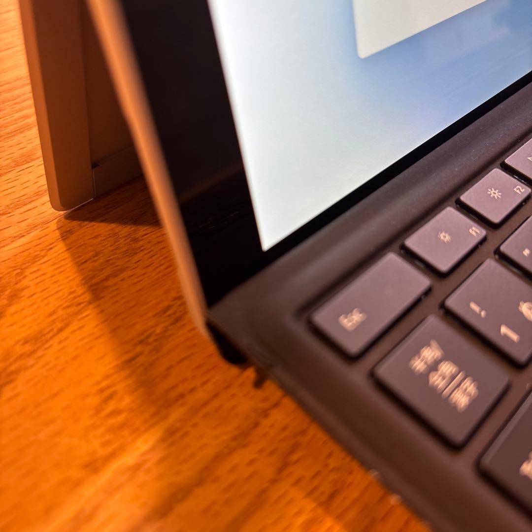 【値下げ】Microsoft Surface Pro 7 256GB 8GB