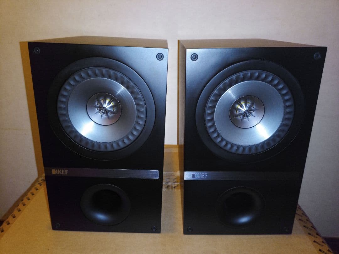 【新品・自宅保管】KEF Q100 ブックシェルフ スピーカー ペア