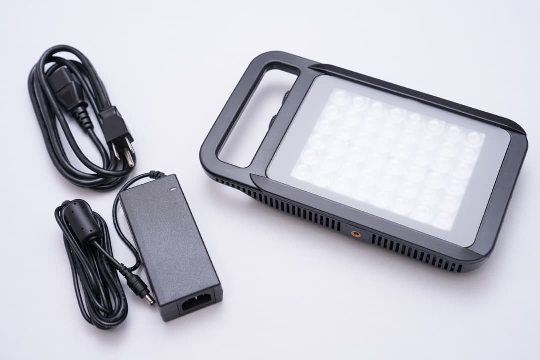 美品 Litepanels Lykos+ バイカラー LEDライト 映像撮影