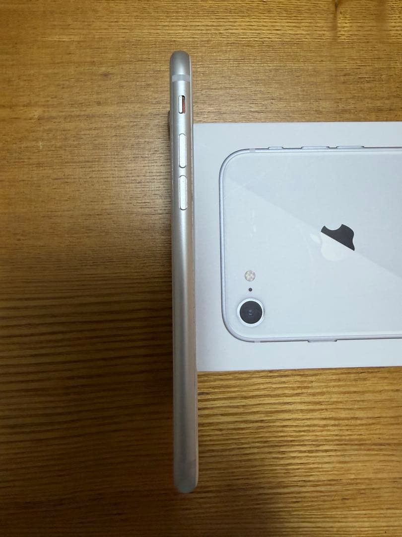 iphone8 256GB シルバー SIMロック解除済み 箱付き美品