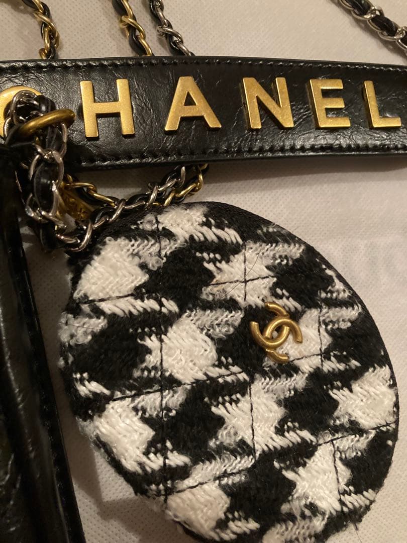 CHANEL ツイード　ノベルティー　スマホ　シャネル　ショルダーバッグ