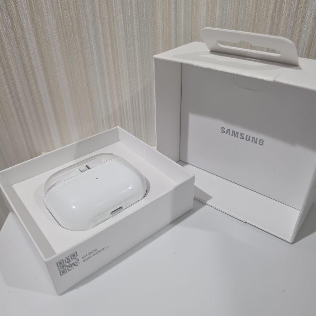 Samsung Galaxy Buds3 ホワイト 充電ケース付き