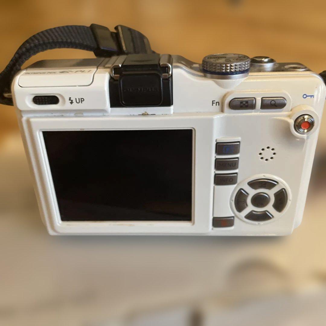 emOLYMPUS PEN Lite E-PL1 一眼 ズームレンズキット