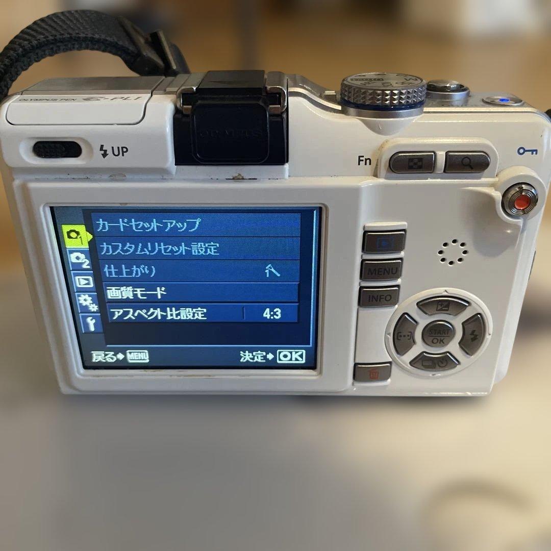 emOLYMPUS PEN Lite E-PL1 一眼 ズームレンズキット