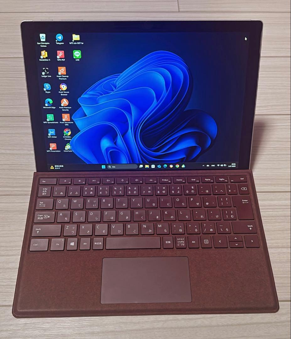 極美品 Surface Pro6＋カバー＋箱＋充電器すぐ使えます⭐️