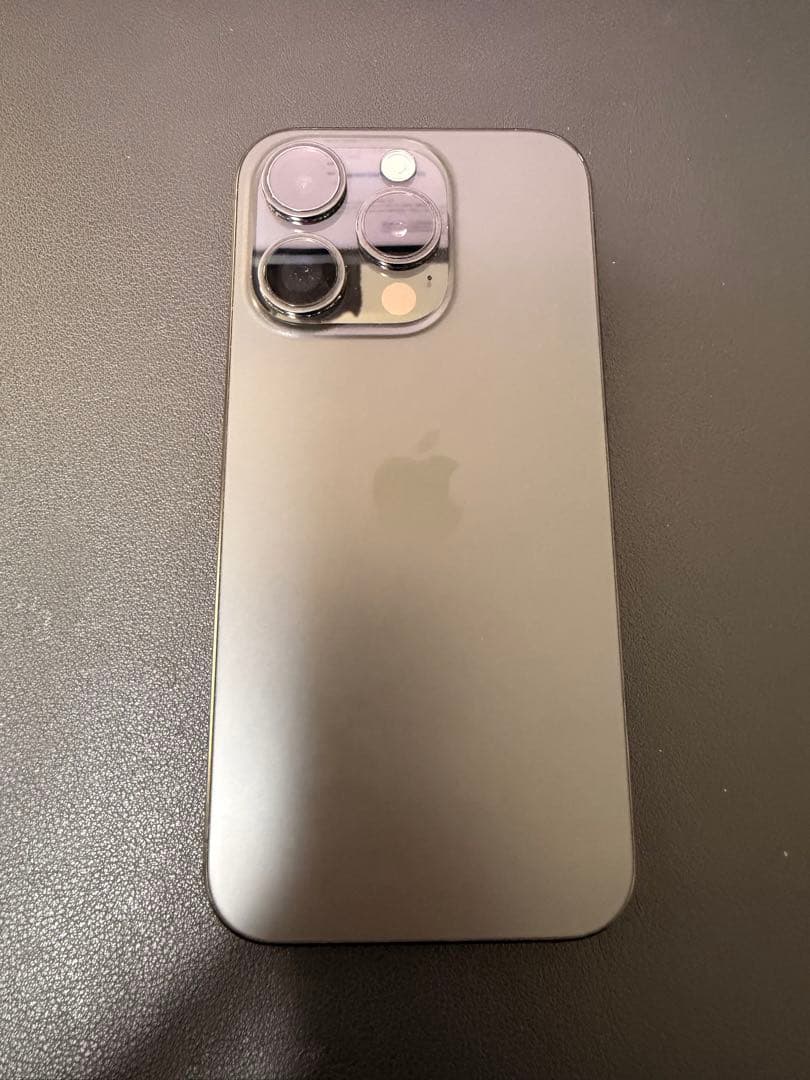 【美品】iPhone 15 Pro 128GB ブラックチタニウム SIMフリー