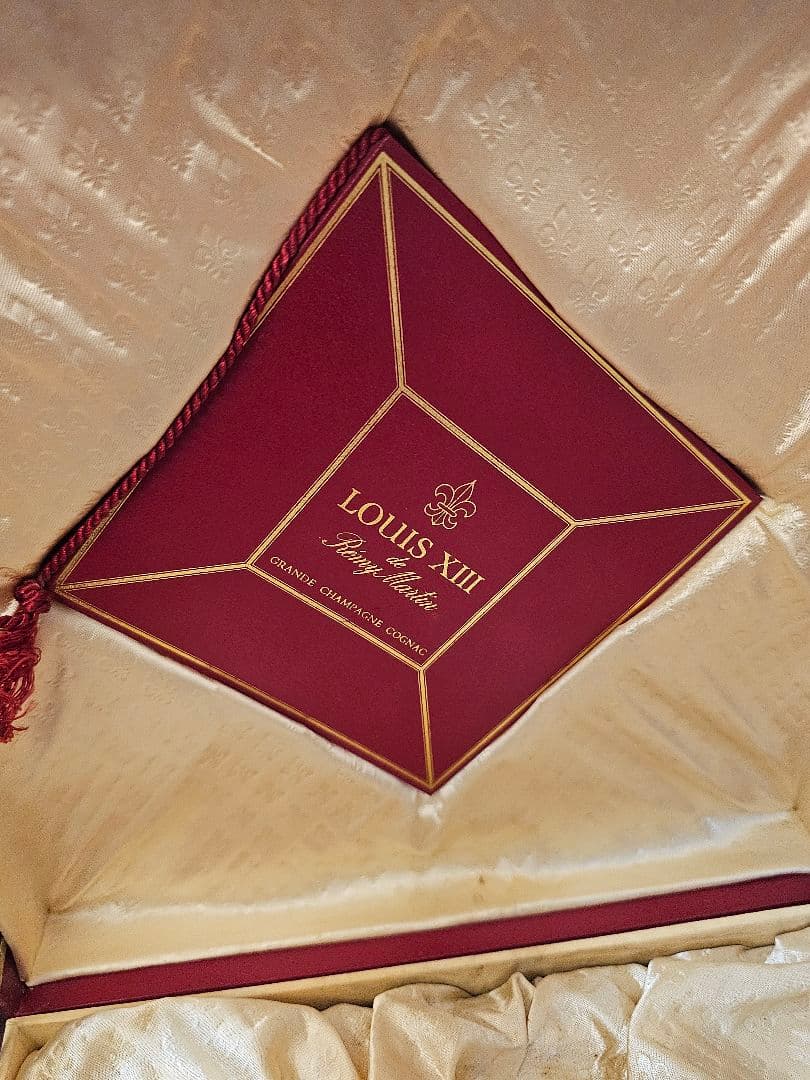 ギ*ウ様 LOUIS XIII ルイ13世 空瓶 バカラ レミーマルタン