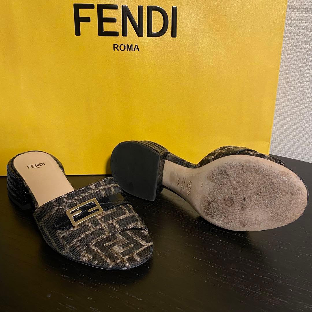 FENDI サンダル　美品