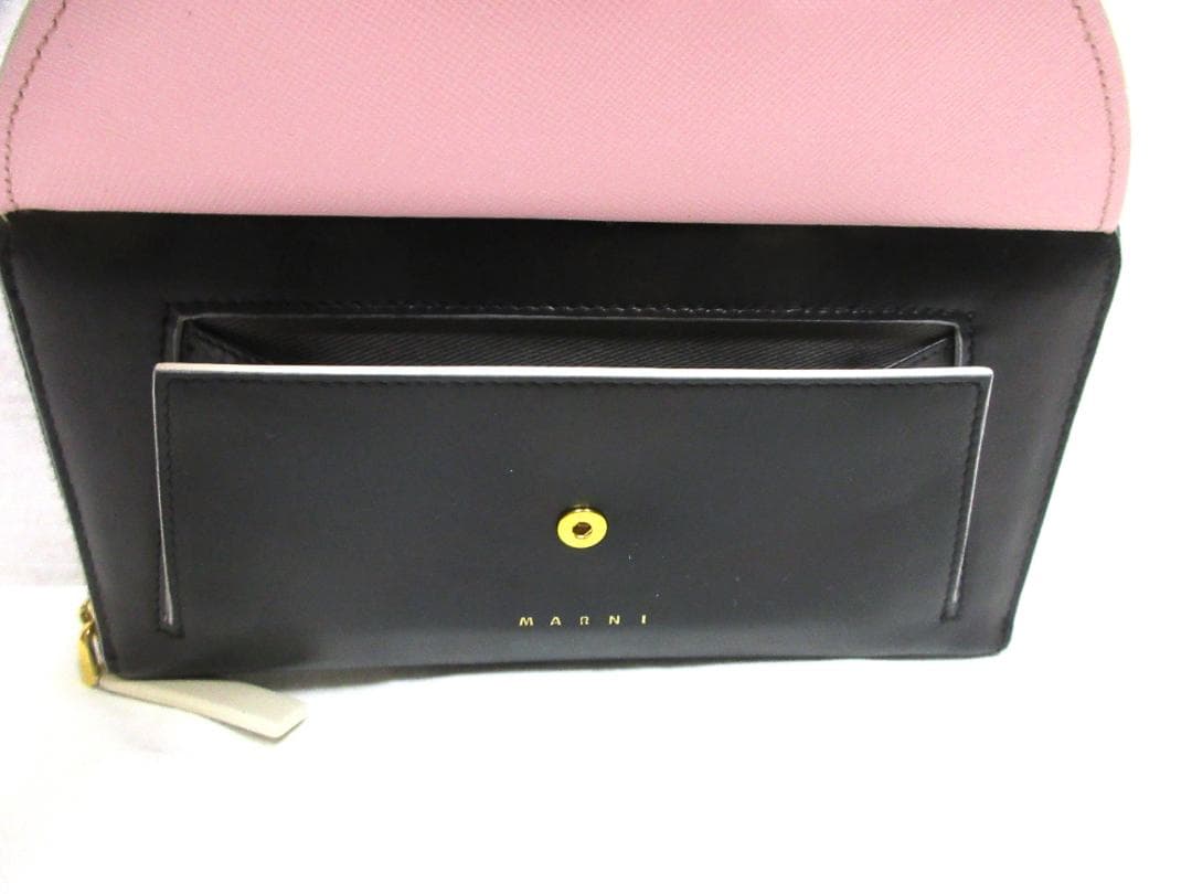ぱ*ふ様 MARNI マルニ　イタリア製　ラウンドファスナー　長財布　未使用保管