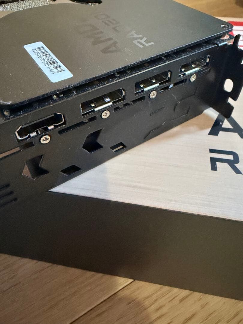 玄人志向　RX 9070 16GB(bomb)