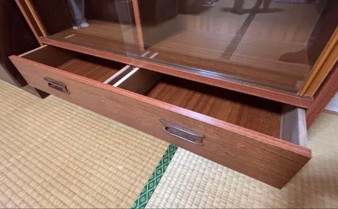 【 処分 格安 美品 】 木製 本棚 ガラス戸 コレクション