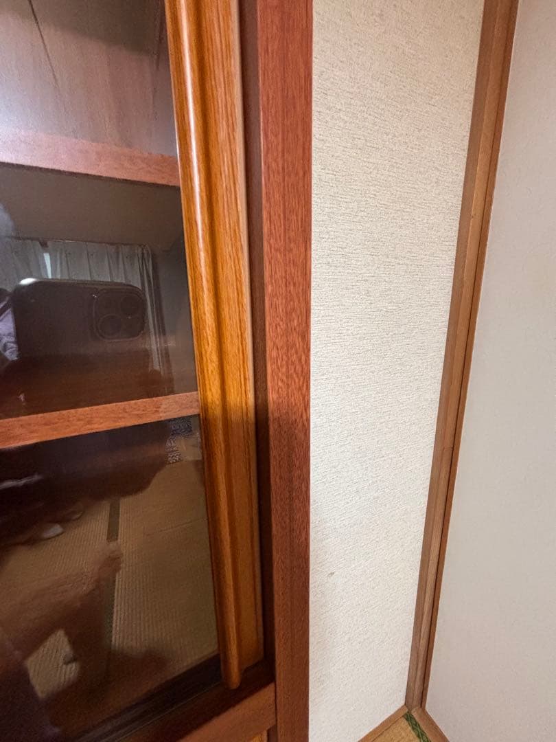 【 処分 格安 美品 】 木製 本棚 ガラス戸 コレクション