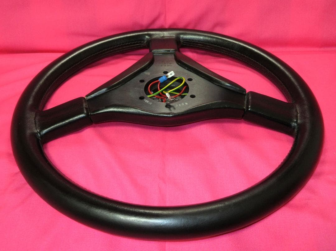 6305 正規品！MOMO handling by LOTUS ロータス 38Φ