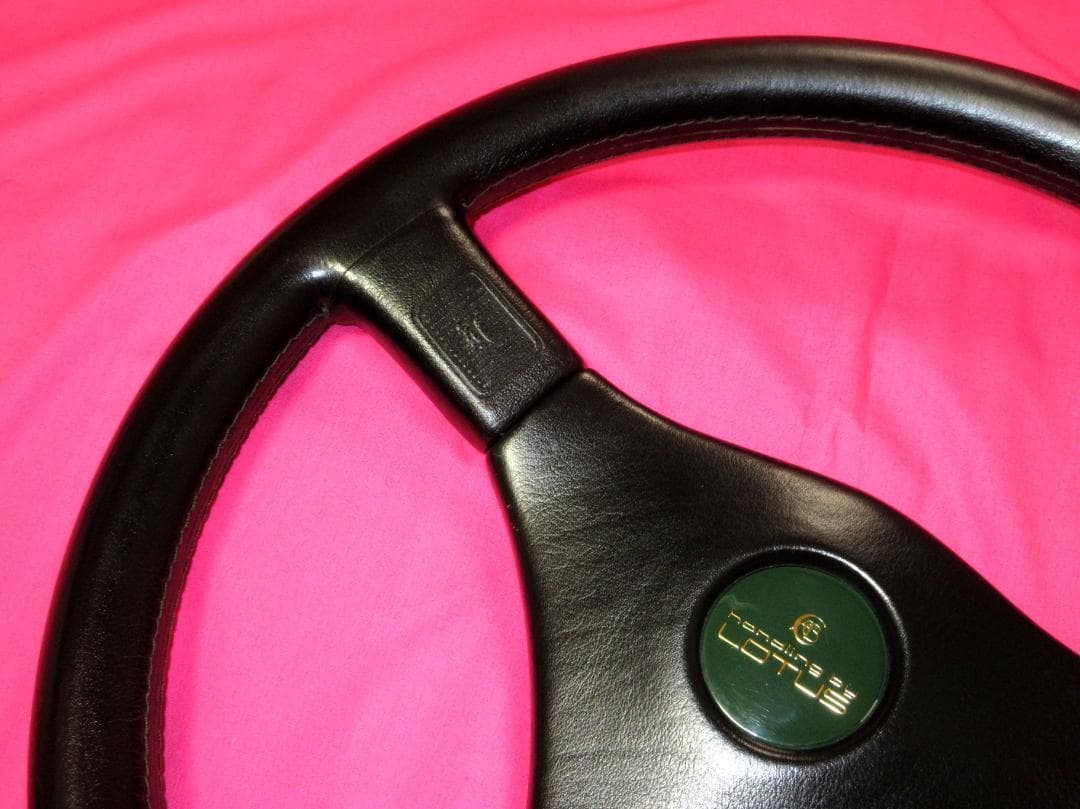 6305 正規品！MOMO handling by LOTUS ロータス 38Φ