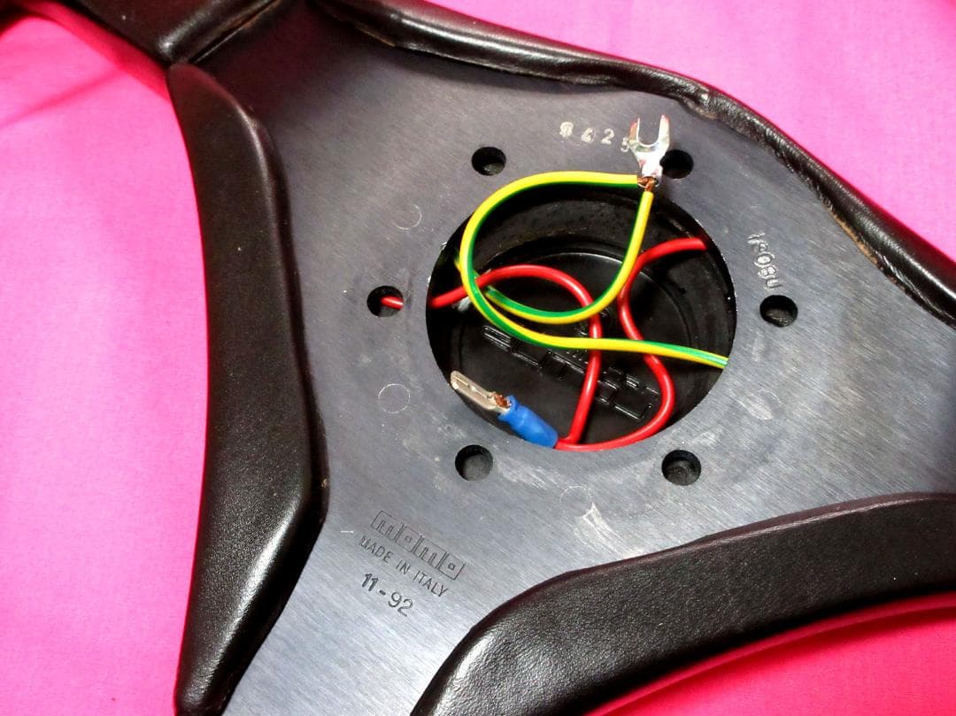 6305 正規品！MOMO handling by LOTUS ロータス 38Φ