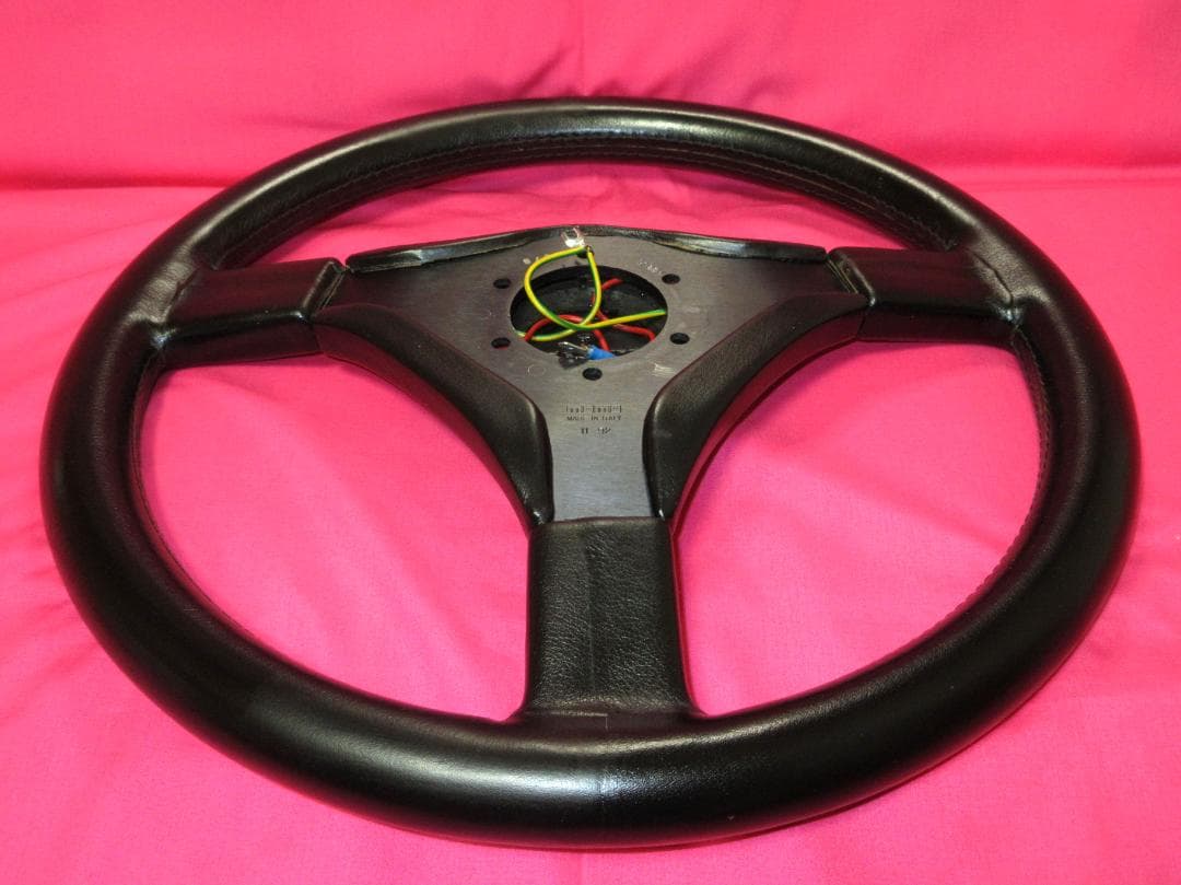 6305 正規品！MOMO handling by LOTUS ロータス 38Φ