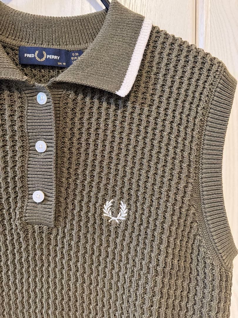 【美品】最終お値下げ中！FRED PERRY フレッドペリー ノースリーブポロ
