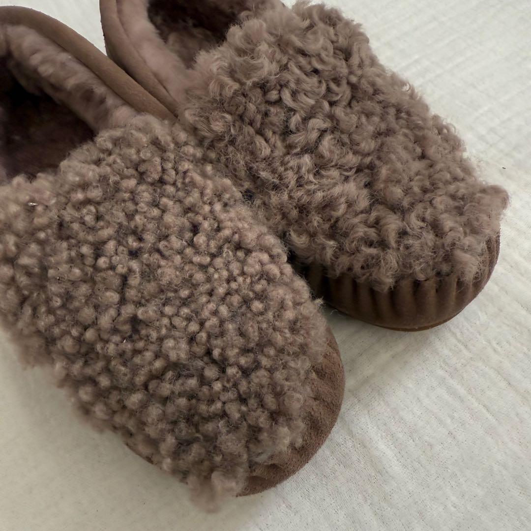 未使用 EMU シープスキンケアンズ カーリーファー ムートン モカシン