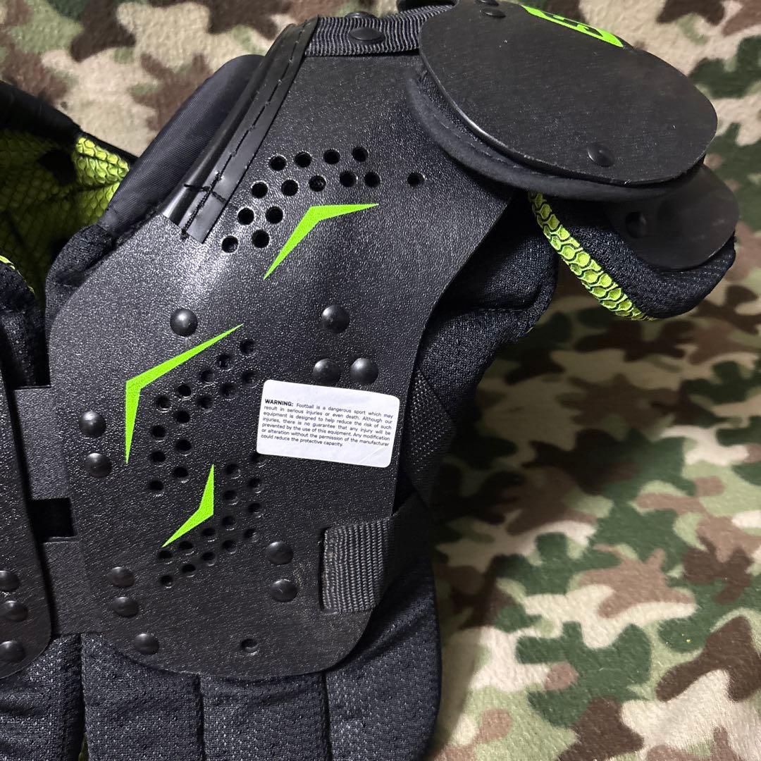 美品　アメフト　ショルダーパッド　schutt Youth 子供用　サイズXL