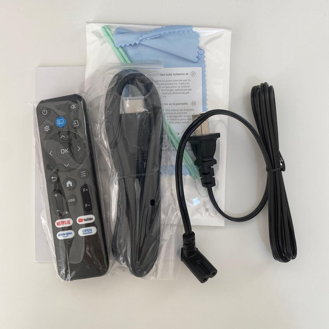 4K対応 プロジェクター Netflix／750ANSI／Dolby スピーカー