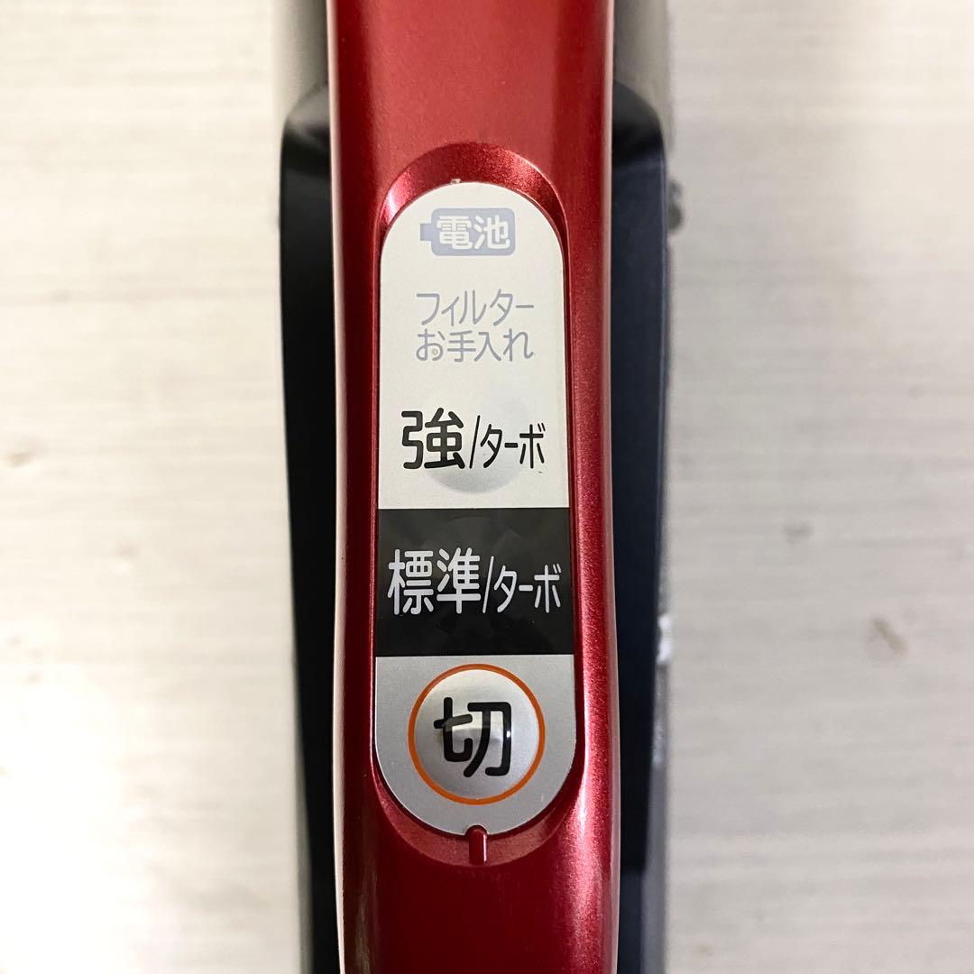 とっても軽くて使いやすい♪充電式スティックサイクロンクリーナー