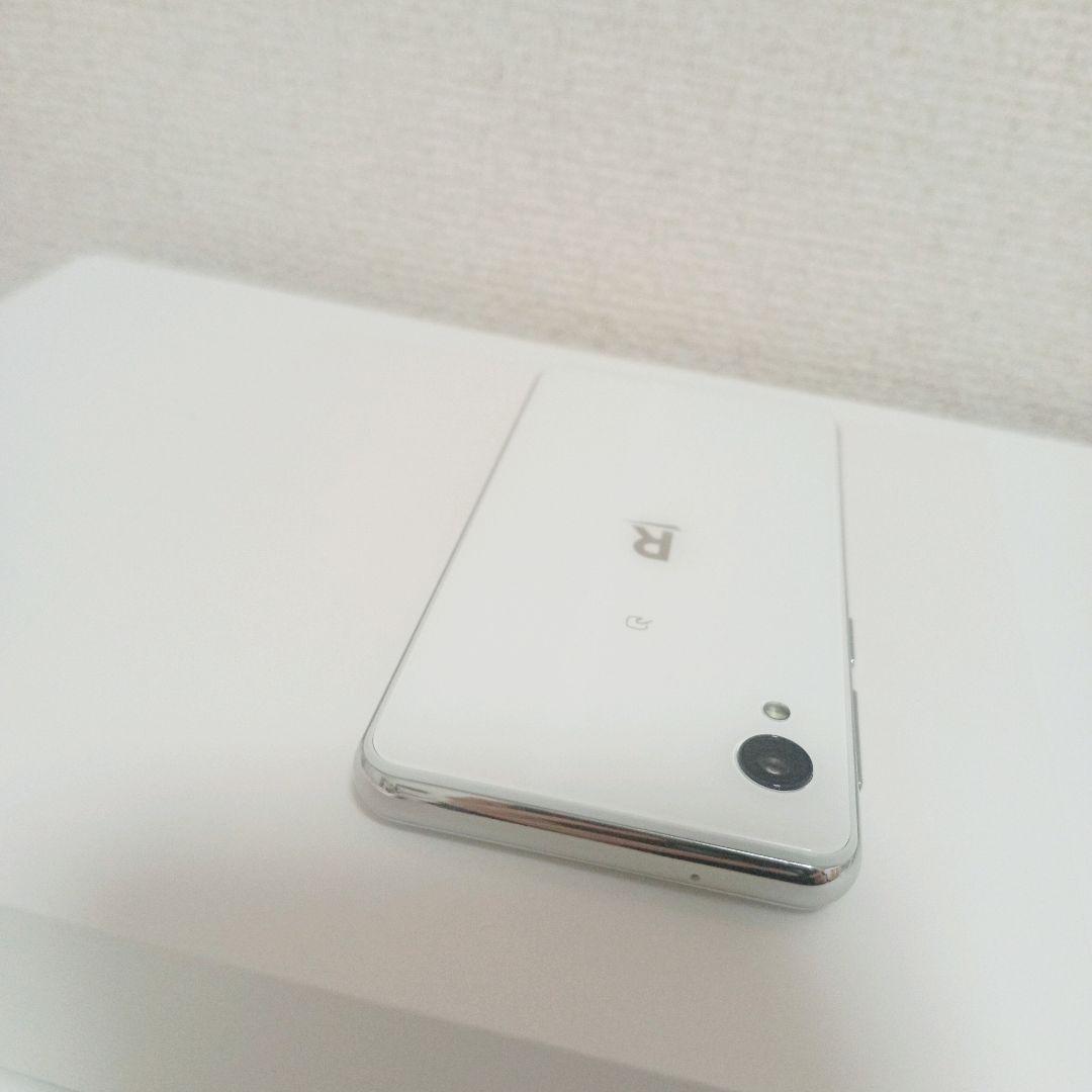 Rakuten mini ホワイト