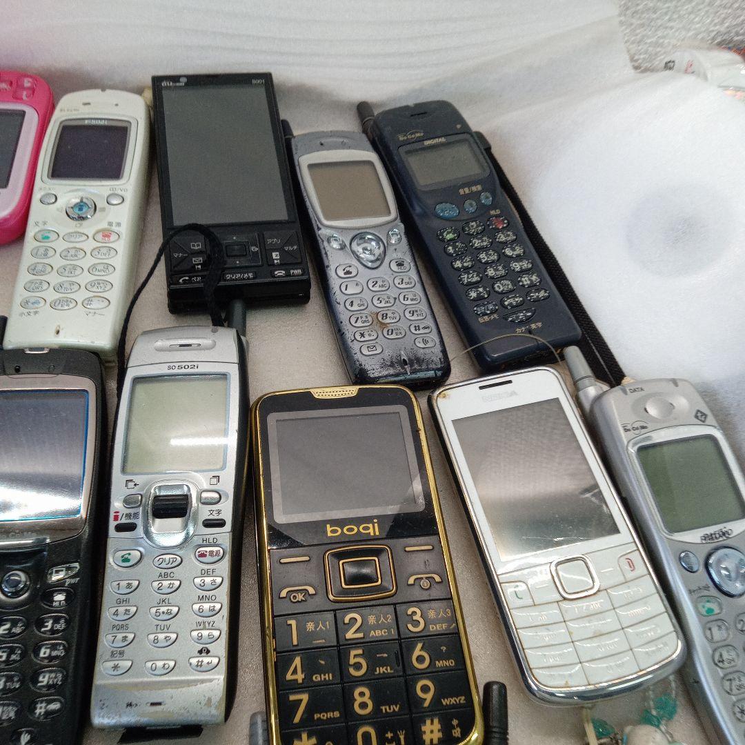 が*ら様 多数の携帯電話 本体　41個