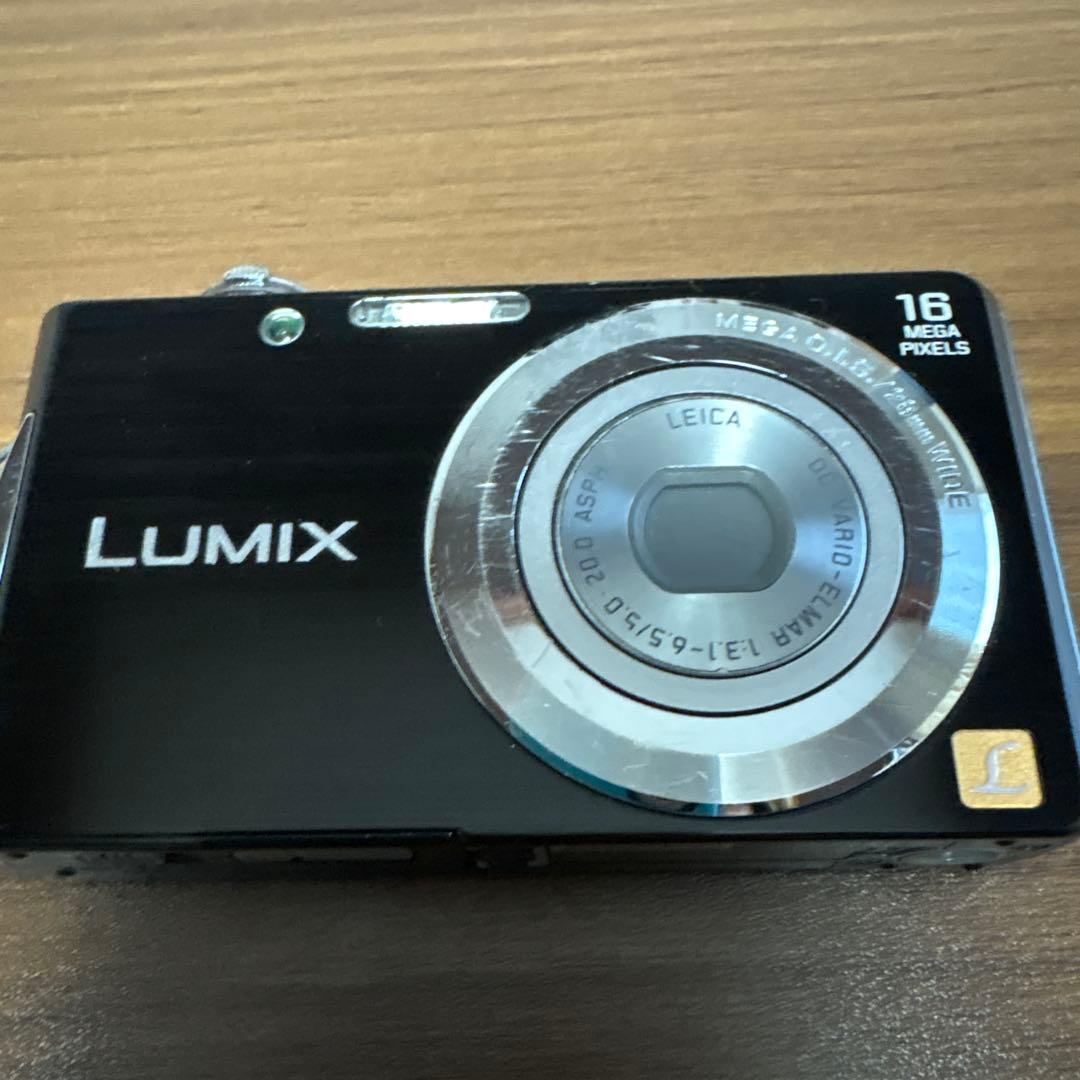 パナソニック　デジカメ　DMC-FH5