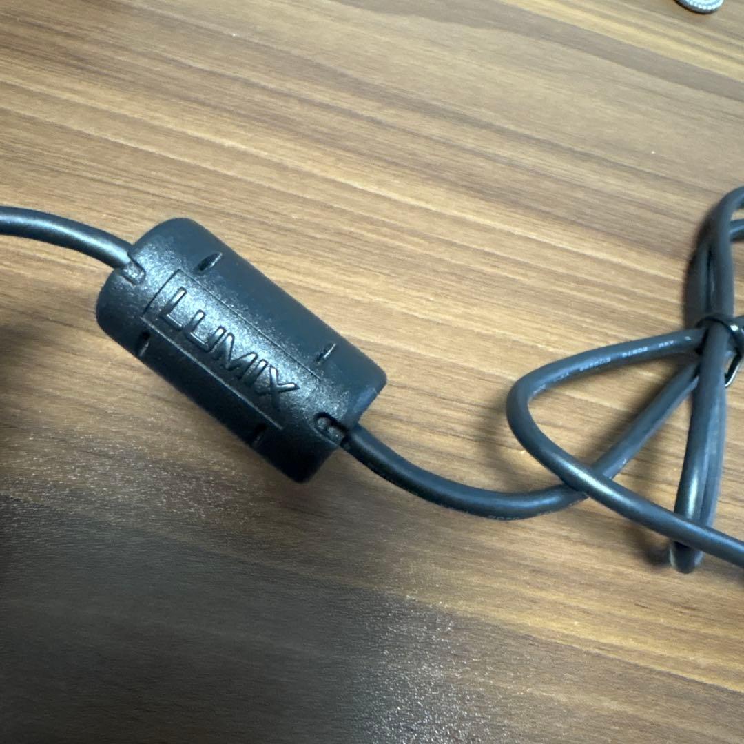 パナソニック　デジカメ　DMC-FH5