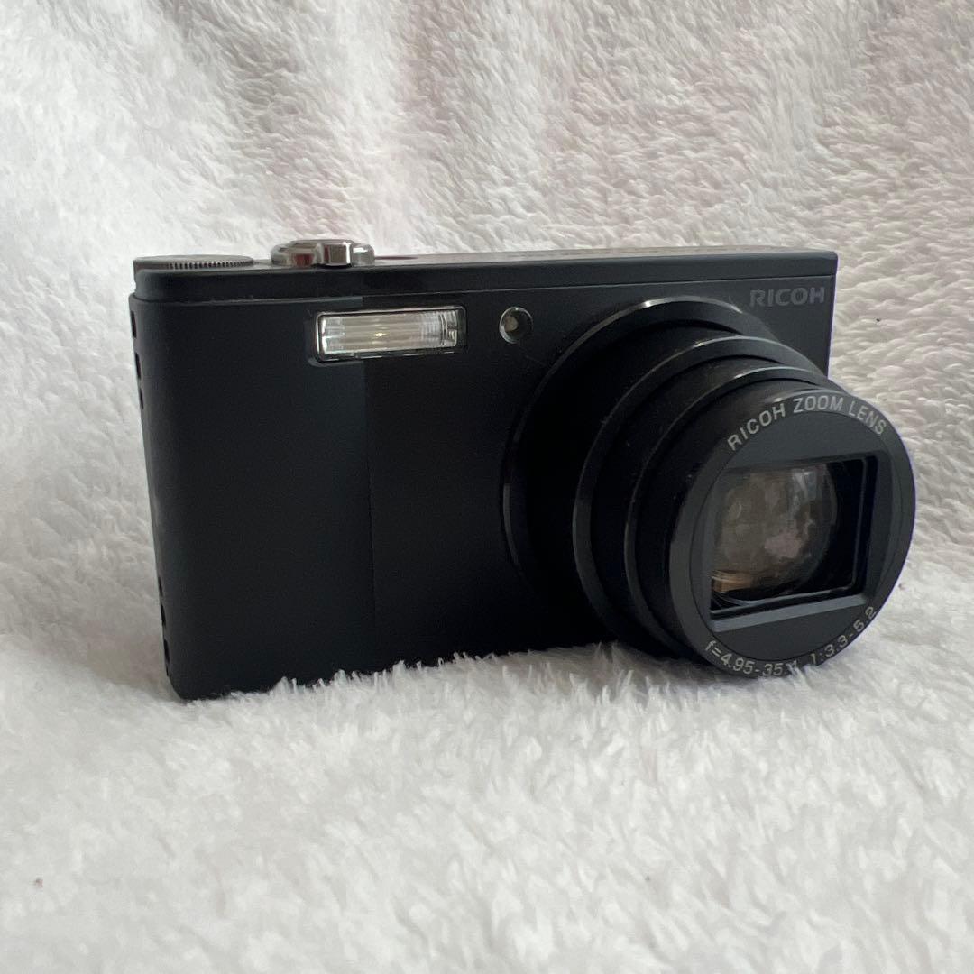 RICOH R8 コンパクトデジタルカメラ（液晶難あり）