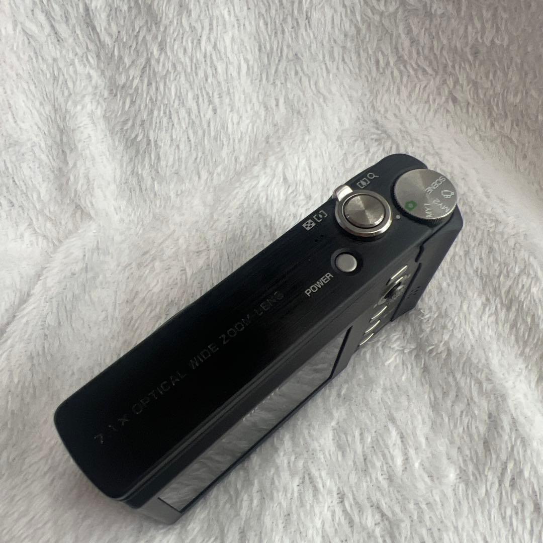 RICOH R8 コンパクトデジタルカメラ（液晶難あり）