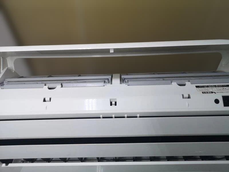 神奈川県内は無料工事、配送付き、室外機セット)コロナ8畳 2018年式 保証あり