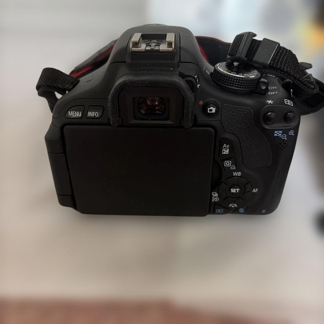 キャノン EOS KissX5 ダブルズームキット 週末限定価格