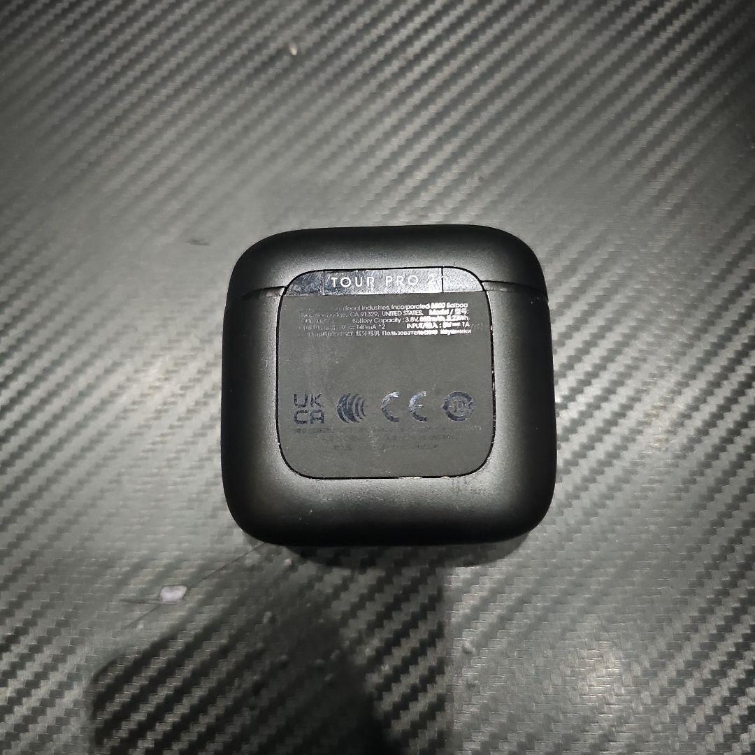 JBL TOUR PRO 2 ワイヤレスイヤホン 良品 動作確認済