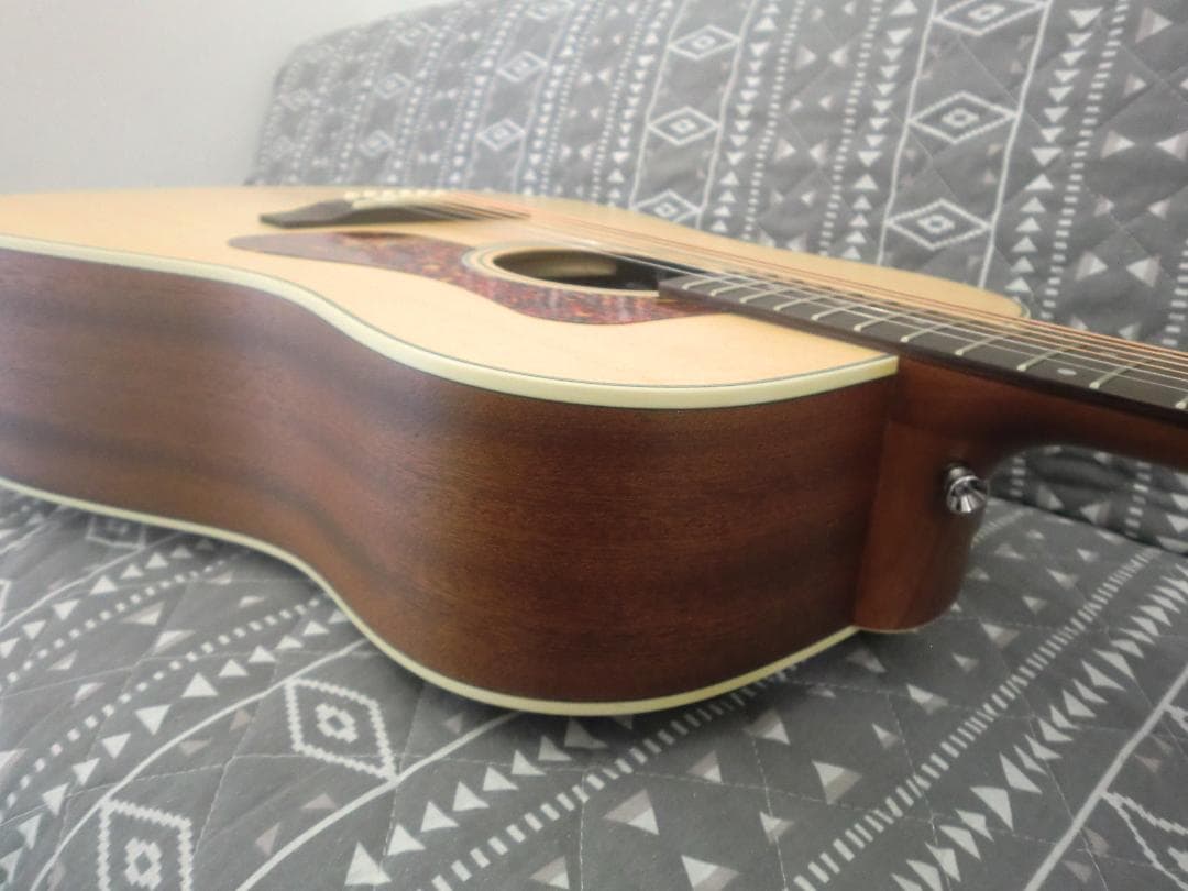 GUILD D-240E 美品 　値引中