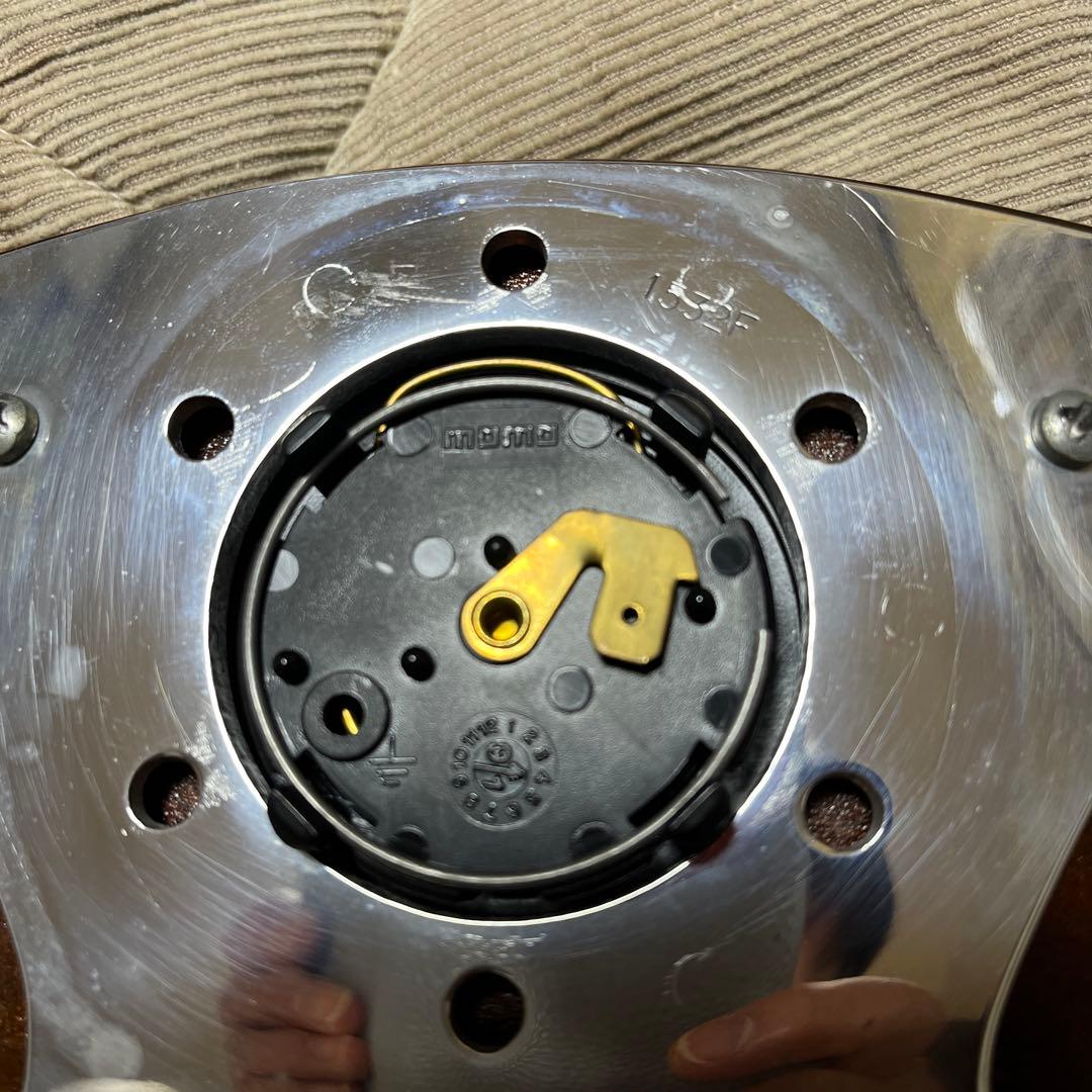 ともちんmomo ステアリングホイール ウッド